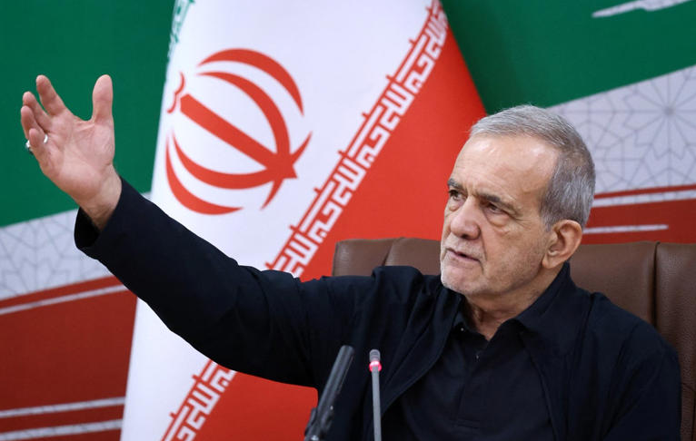Iran calls for end of war after Trump’s ‘economic terrorism’ threats