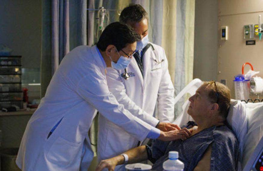 Man kept alive by pig kidney for nine months in world’s first
