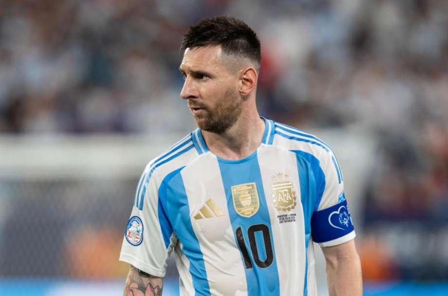 Messi left furious after Papu Gomez comment about wife Antonela at 2022 World Cup
